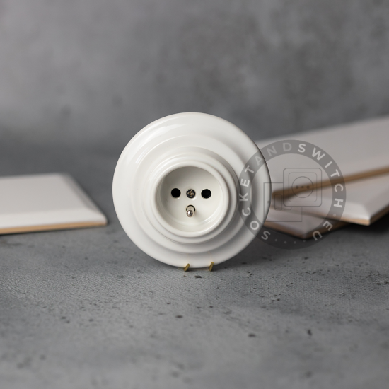 Flush-Mounted Porcelain Pin Socket Type / Earthed Power Socket